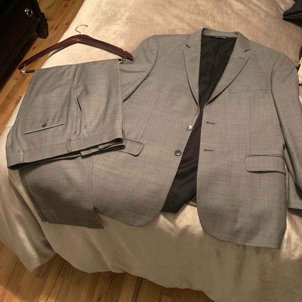 Jos. A Bank Slim Fit Suit 42R